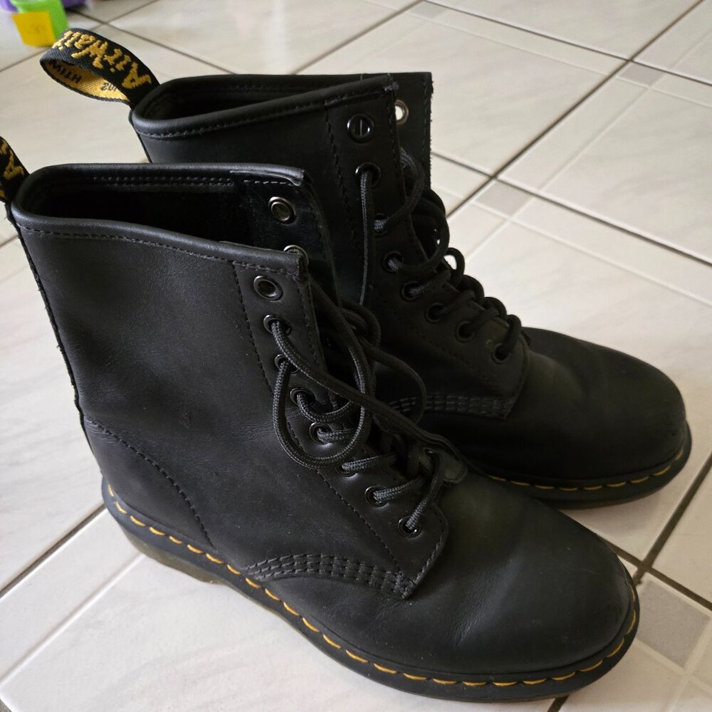 Dr Martens 1460 Black Lace Up Boots 6M/7L